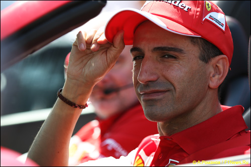 Жене: У Сайнса будут те же возможности, что и у Леклера