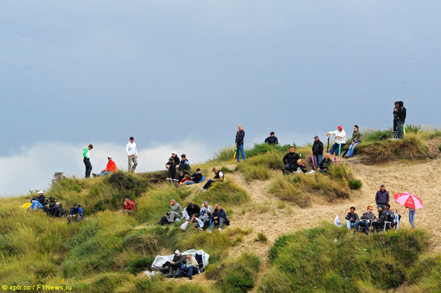 В Зандфорте ожидают 7500 «зайцев»