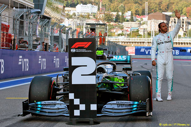 В Mercedes надеются переиграть Ferrari тактически