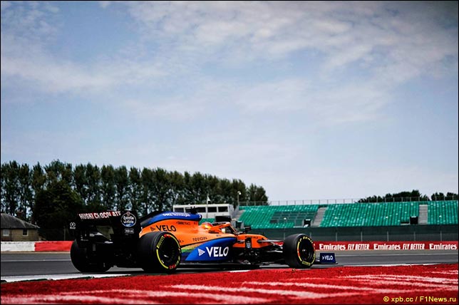 У гонщиков McLaren машины разной конфигурации