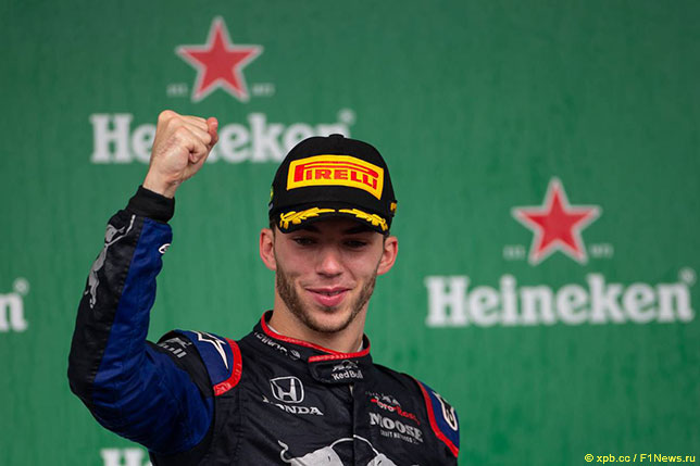 Пьер Гасли поздравил всех с зимними праздниками