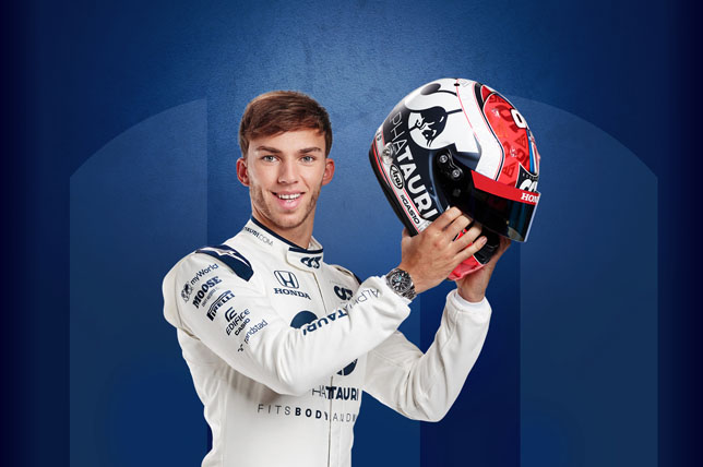 Гасли предлагает болельщикам придумать дизайн шлема