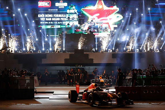 Праздник Формулы 1 в Ханое удался