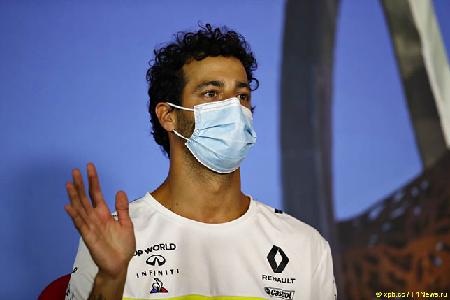 Даниэль Риккардо: Алонсо не нуждается в моей помощи