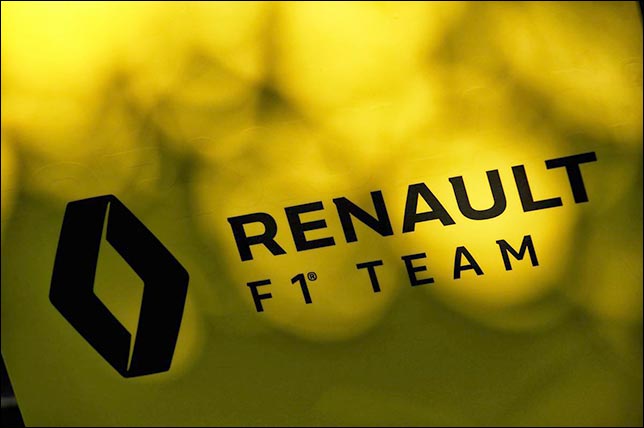 Грузовик Renault F1 попал в ДТП