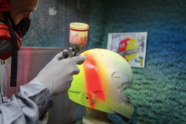 Йенс Мунзер: В выборе дизайна шлема должна быть свобода