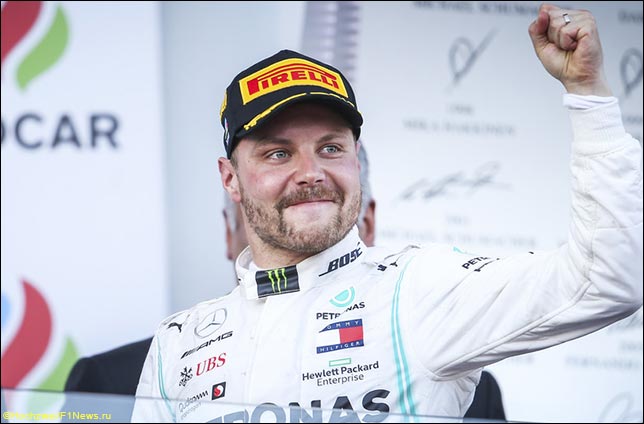 Боттас отметил Международный день танца