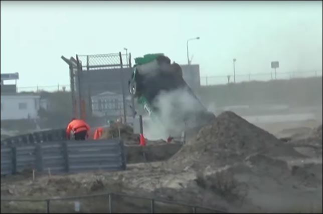 Видео: Первая авария в обновлённом Зандфорте