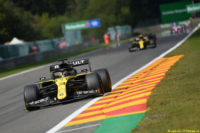 Команда Renault добилась лучшего результата в сезоне