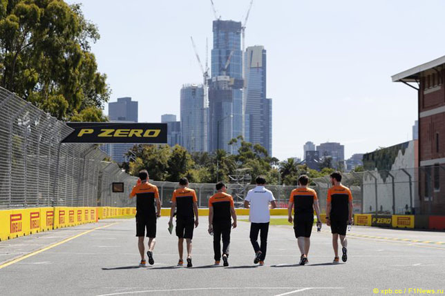Все сотрудники McLaren вернулись из Австралии