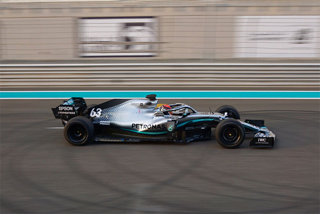 Расселл завершил первый день тестов Pirelli в Абу-Даби