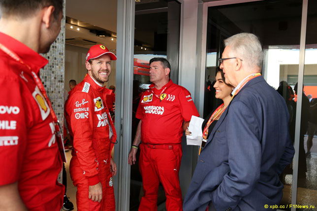 Туррини: В Ferrari готовы обсудить контракт с Феттелем