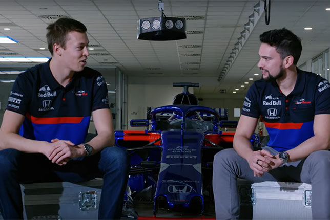 Видео: Даниил Квят и его инженер о Гран При Мексики