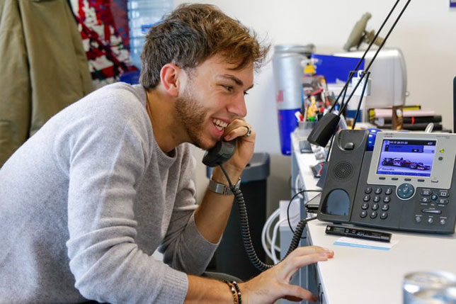 Пьер Гасли прошёл подгонку сиденья