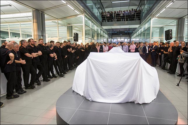 Презентация новой машины McLaren начнётся в 15:00 МСК