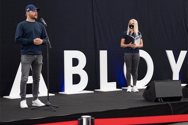 Боттас выступил перед публикой на автодроме Ахвенисто