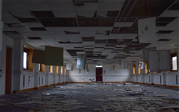 Спустя 5 лет после закрытия Caterham её база в руинах