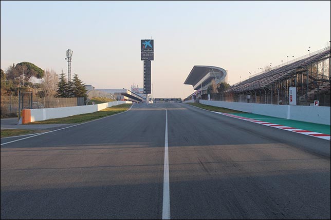 В Барселоне стартовал восьмой день тестов