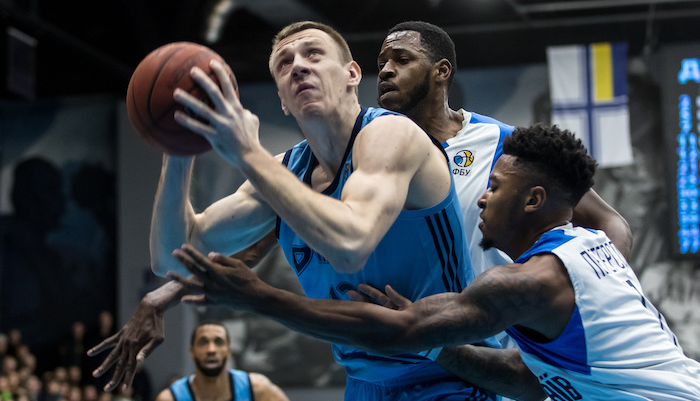 
Рекордные 48 очков Петерсона не помогли Николаеву обыграть Днепр
