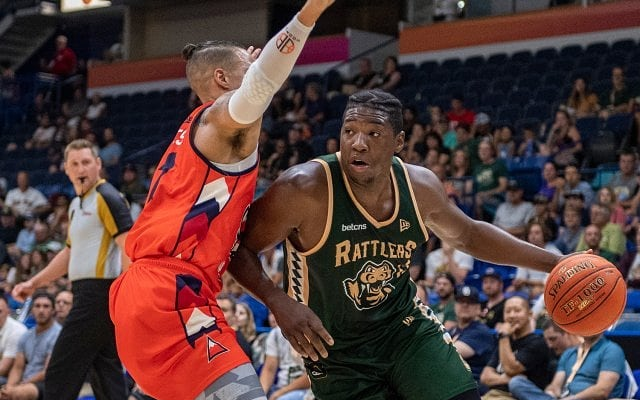 
Шакил пройдет просмотр в Киев-Баскете
