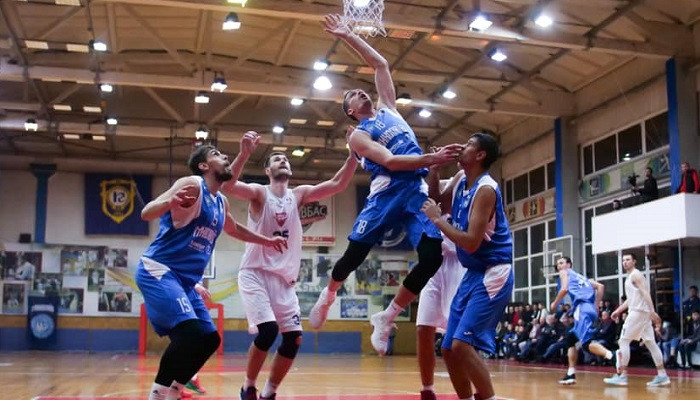 
Николаев во второй раз обыграл Кривой Рог и вышел в 1/4 финала Кубка Украины
