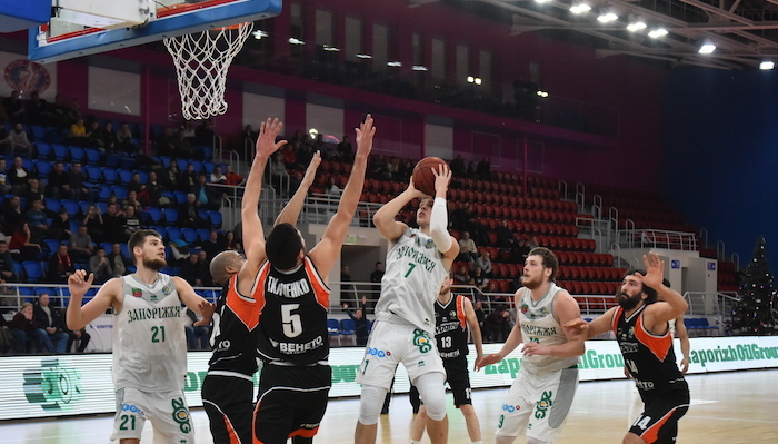 
Запорожье добыло тяжелую победу над Черкасскими Мавпами
