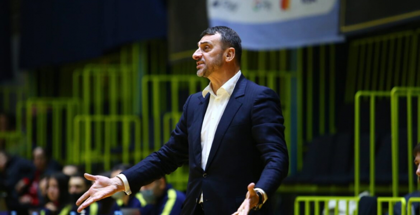 Холопов официально стал новым тренером Киев-Баскета