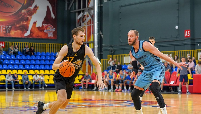 В прямом эфире покажут 8 из 12 матчей стартового тура баскетбольной Суперлиги