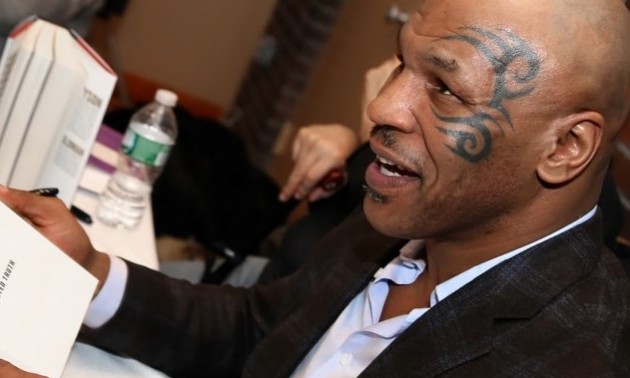 Тайсон анонсував підписання контракту на бій Тайсон анонсував підписання контракту на бій