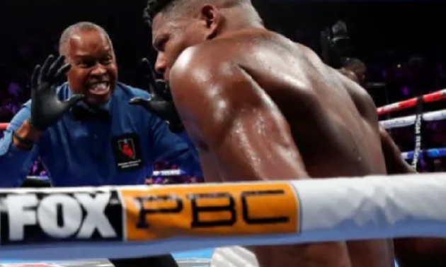 Ортіс лідирував за суддівськими записками у бою із Вайлдером Ортіс лідирував за суддівськими записками у бою із Вайлдером