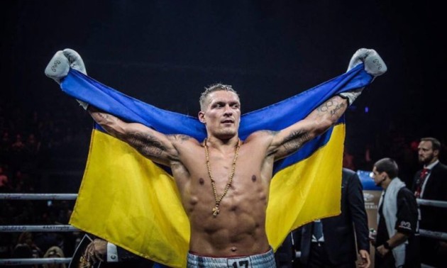 Усик звернувся до вболівальників після травми Усик звернувся до вболівальників після травми