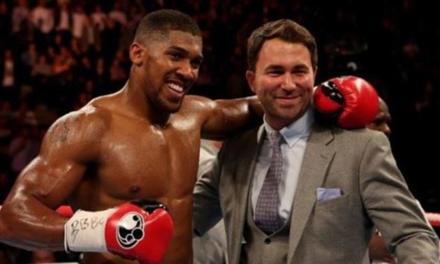 Усик може провести бій з Джошуа вже восени Усик може провести бій з Джошуа вже восени