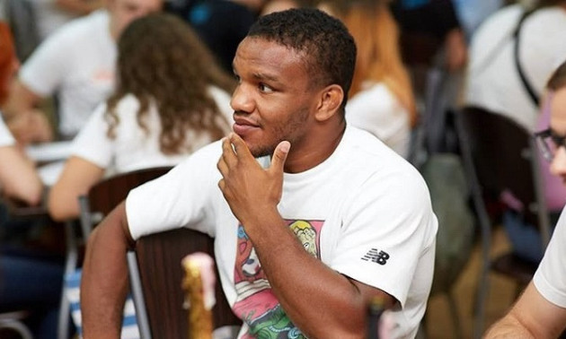 Беленюк відреагував на перемогу Ломаченка Беленюк відреагував на перемогу Ломаченка