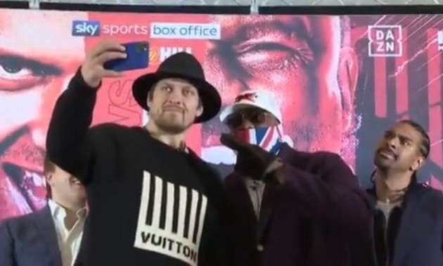 Усика ізолювали від тренувального табору Усика ізолювали від тренувального табору