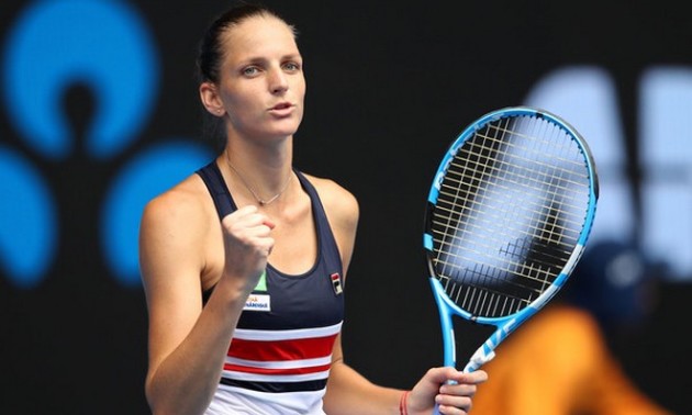 Плішкова перемогла Халеп на Підсумковому турнірі й пробилася у півфінал Плішкова перемогла Халеп на Підсумковому турнірі й пробилася у півфінал