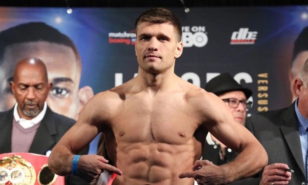 Дерев'янченко хоче бій з Альваресом або реванш з Головкіним Дерев'янченко хоче бій з Альваресом або реванш з Головкіним