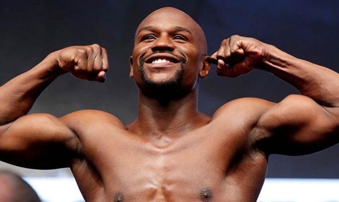 Мейвезер нокаутировал японского бойца ММА Асакуру