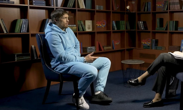 Усик: Дуже багато зайвих людей у федераціях і міністерстві, які смокчуть гроші Усик: Дуже багато зайвих людей у федераціях і міністерстві, які смокчуть гроші