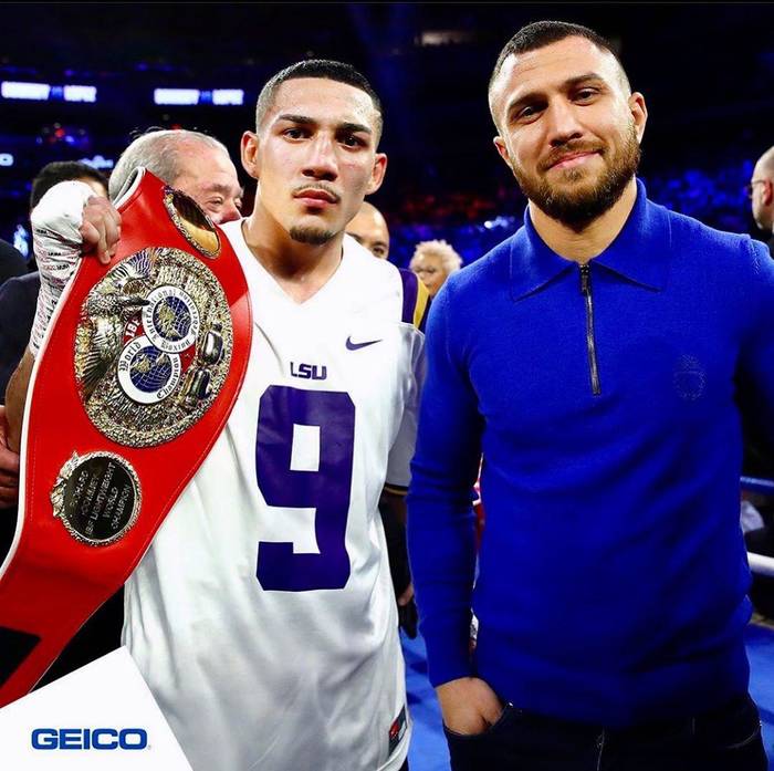 Ломаченко - Лопес: українець сфотографувався з наступним суперником Ломаченко - Лопес: українець сфотографувався з наступним суперником