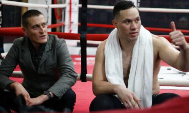 Паркер хоче битися з Усиком Паркер хоче битися з Усиком