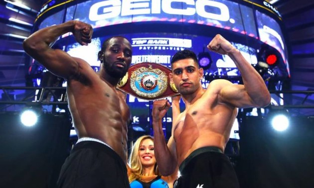 Кроуфорд і Хан показали майже рівну вагу Кроуфорд і Хан показали майже рівну вагу