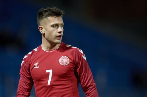 Класний асист "динамівця" на молодіжному Євро (ВІДЕО) Класний асист "динамівця" на молодіжному Євро (ВІДЕО)