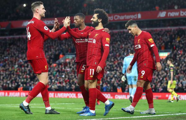 АПЛ. 25 тур. Зінченка вигнали з поля, "Ман Сіті" програв "Тоттенхему"