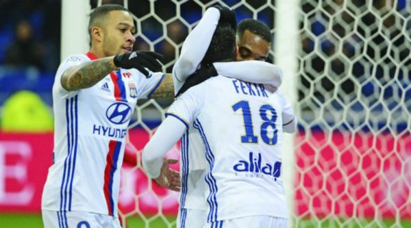 Ліга 1. 25 тур. "Ліон" здолав "Генгам", "Нім" сильніший за "Діжон" Ліга 1. 25 тур. "Ліон" здолав "Генгам", "Нім" сильніший за "Діжон"