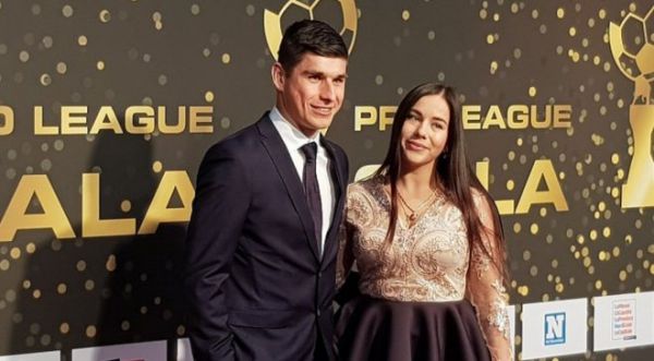 Дружина Малиновського: Не виходимо з дому через коронавірус Дружина Малиновського: Не виходимо з дому через коронавірус