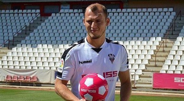 В Іспанії розгорівся скандал пов'язаний з екс-гравцем збірної України