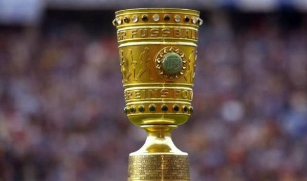 Кубок Німеччини. "Баварія" і "Саабрюкен" вийшли до півфіналу Кубок Німеччини. "Баварія" і "Саабрюкен" вийшли до півфіналу