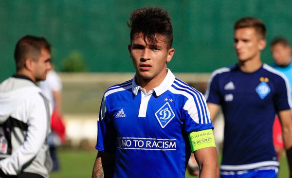 "Карпати" готують подвійне підсилення