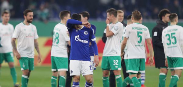 Наставник "Шальке" пояснив, чому зник Коноплянка