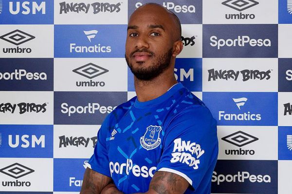 Офіційно. "Ман Сіті" продав конкурента Зінченка (+ФОТО)